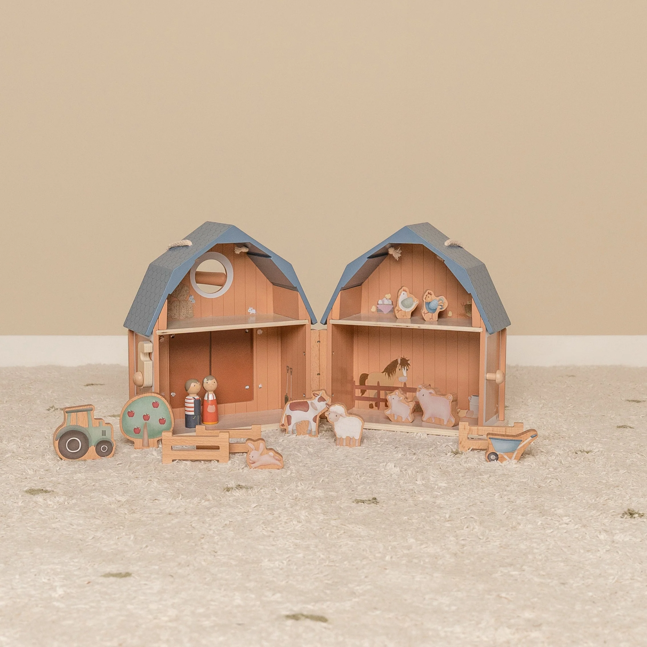 Portable Wooden Farm House - Image 5